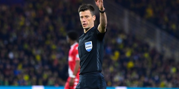 九游体育官网-首回合拜仁6-1取胜！拜仁vs亚特兰大裁判：法国人巴斯蒂恩执法