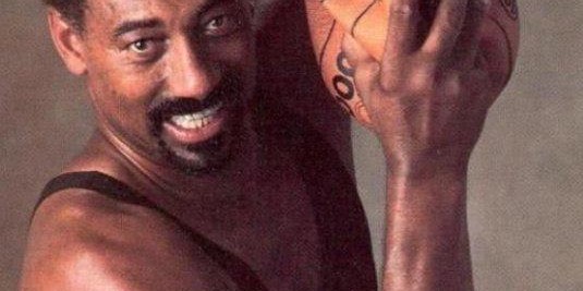 九游体育平台-NBA几乎不受伤5大球星，詹姆斯唯一手术是植发 一人16年全勤