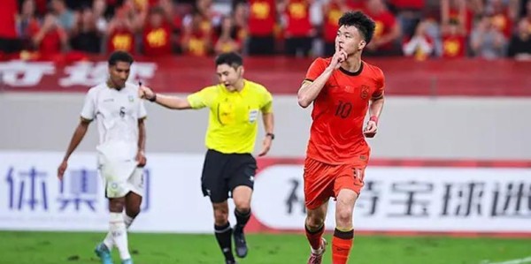 袋鼠灌海沟队14个 国足差点翻船，庸帅没低估对手 球迷高估他了